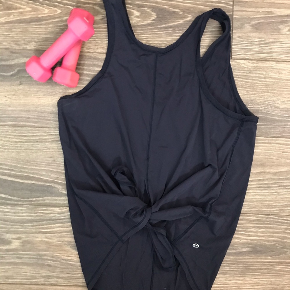 lululemon tie up tank top